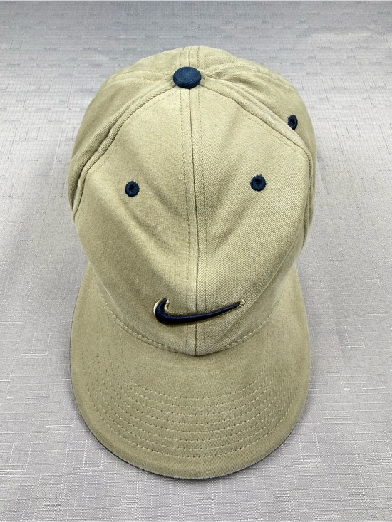 Nike Other - Nike Wink Eye Hat - Beige One Size Stretch Baseball Cap
